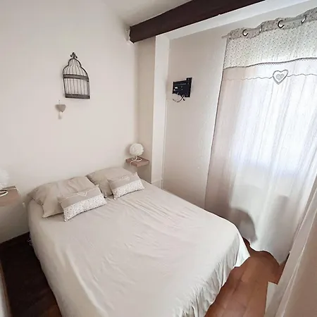 2 Avec Climatisation Et Jardin, à 400m De La - Les Issambres - Fr-1-768-72 Villa La Garonnette-Plage